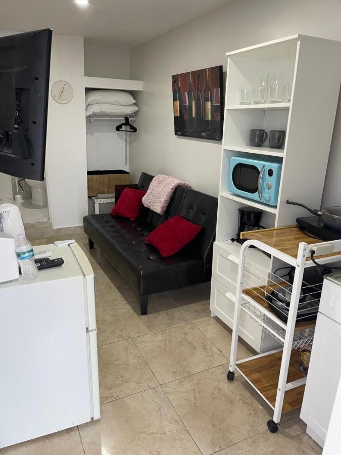 Beautiful Mobile Home In Hallandale Beach Εξωτερικό φωτογραφία